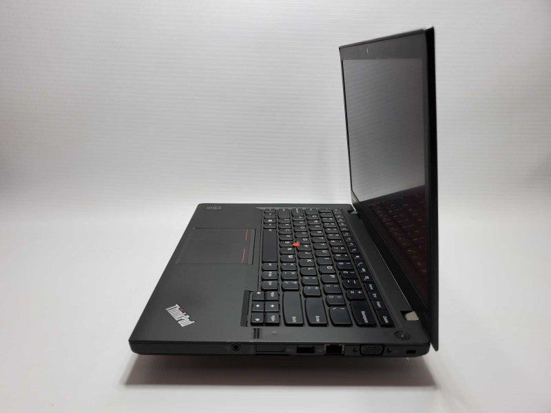 Lenovo ThinkPad T440s Core i5-4300U @ 1.9 GHz 8GB Ram 500GB SSD (