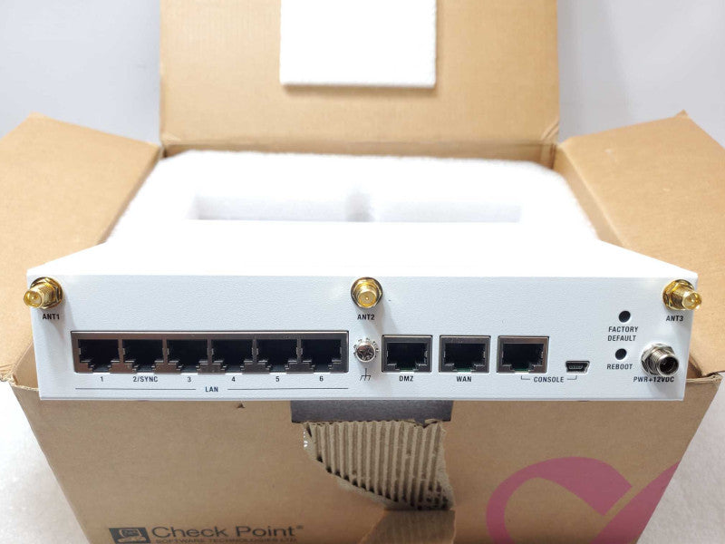 Check Point L-71W Security Appliance Threat Prevention Wifi Firewall  _
