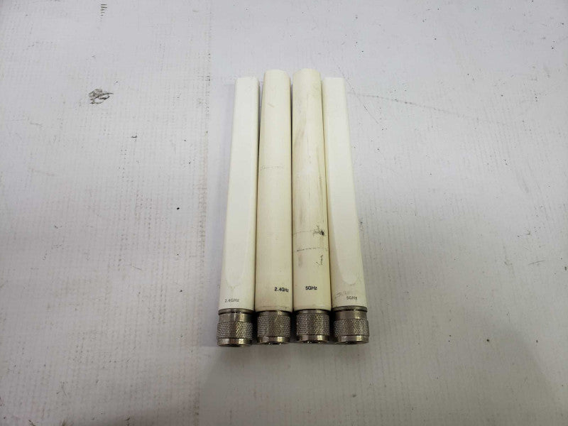 2x 2.4GHz Antenna & 2x 5GHz Antenna Outdoor using [