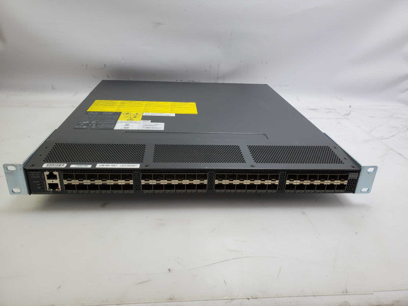 CISCO MDS 9148 MULTILAYER FABRIC SWITCH DS-C9148-16P-K9 V02  )