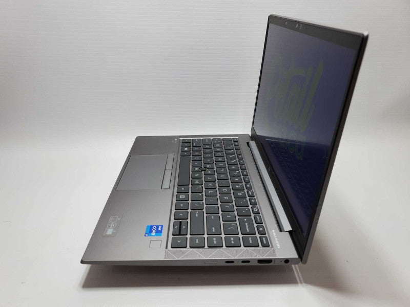 HP ZBook Firefly G8 Core i7-1165G7 @ 2.8 GHz 16GB DDR4 250GB SSD (