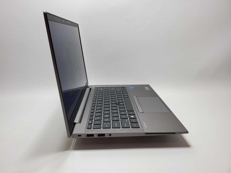 HP ZBook Firefly G8 Core i7-1165G7 @ 2.8 GHz 16GB DDR4 250GB SSD (
