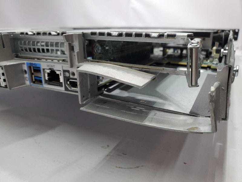 Lenovo ThinkServer RD550, E5-2650 2.3GHz 24GB DDR4 AVAGO RAID 720ix AnyRAID |