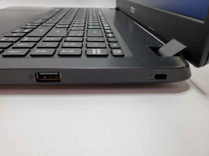 Acer Aspire 3 Core i5-10210U @ 1.6 GHz 12GB DDR4 250GB SSD (