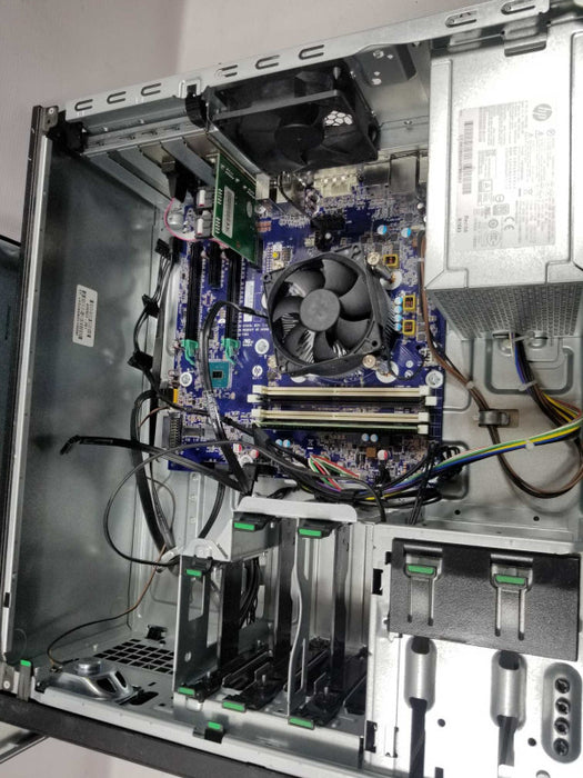 HP Z240 Workstation, I5-6500 3.2GHz/4GB DDR4, NO HDDs ~