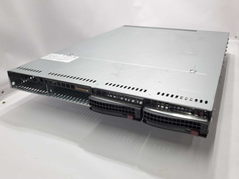 Supermicro X10DDW-i, 2x Xeon E5-2620 64GB DDR4 No RAID |