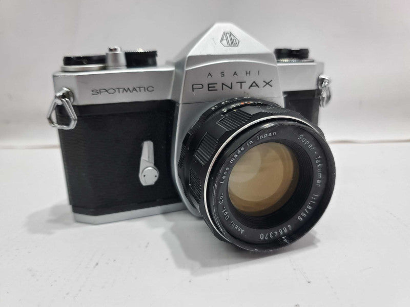 Asahi Pentax Sportmatic 35mm Camera, 1:1.8/55 Lens |