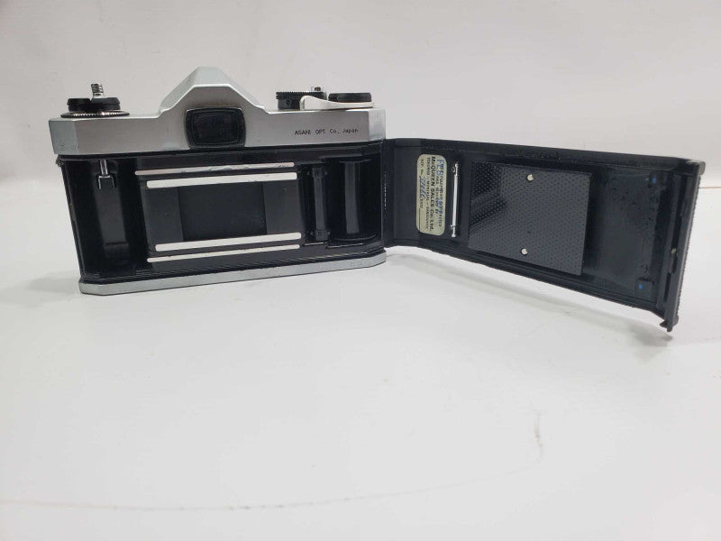 Asahi Pentax Sportmatic 35mm Camera, 1:1.8/55 Lens |