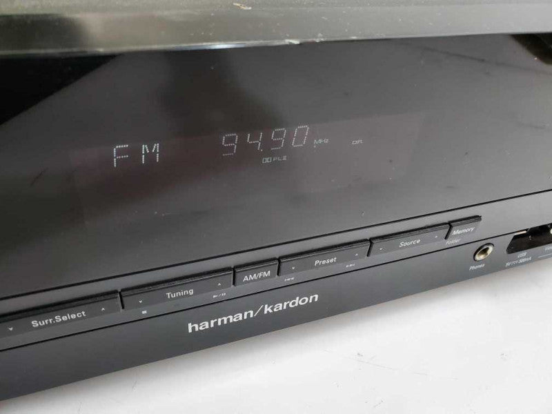 Harmon Kardon AVR 700 Home Theatre Receiver (AS-IS) |