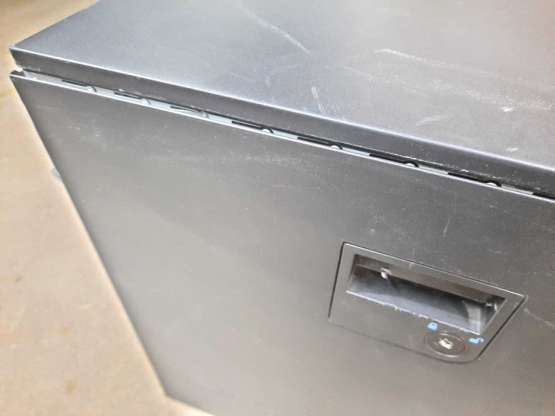 Lenovo S30 Workstation E5-2603v2 1.8GHz/8GB DDR3, No RAID / HDDs ~