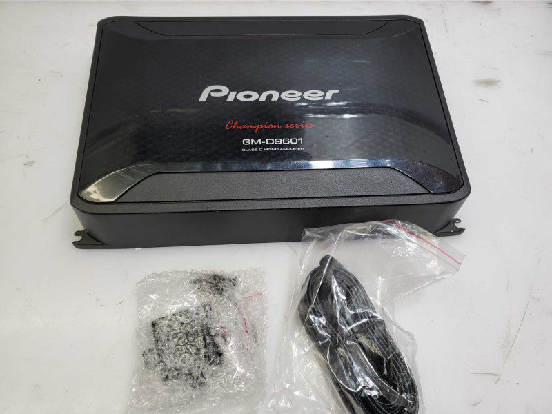 Pioneer GM-D9601 Car Audio Amplifier w/Remote Bass Control Knob & Cable )