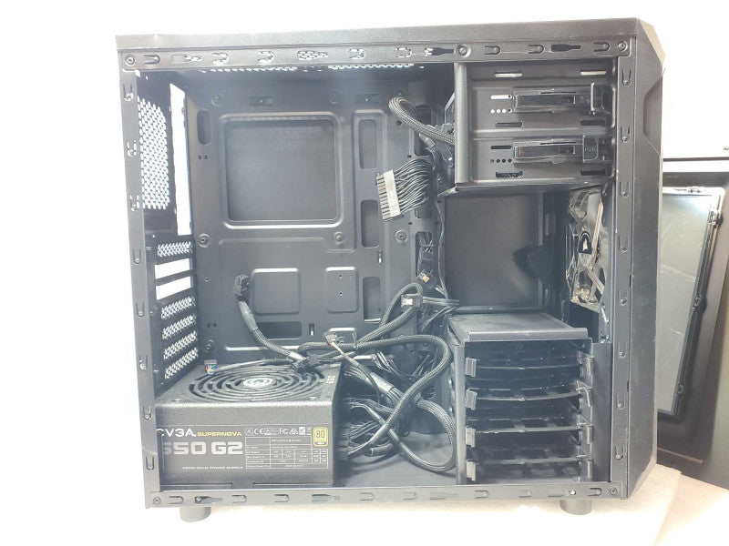 Corsair Tower Case with EVGA Supernova 650G2 PSU, missing 1x Stand _