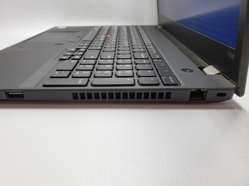 Lenovo ThinkPad T590 Core i5-8265U @ 1.6 GHz 8GB DDR4 500GB SSD (