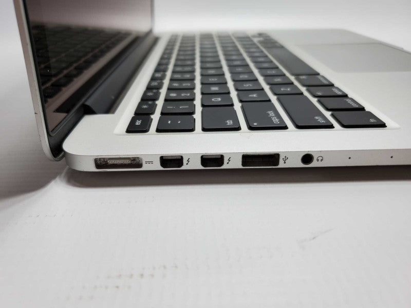 Macbook Pro 2013 Core i5-4288U @ 2.6 GHz 8GB Ram 250GB SSD (