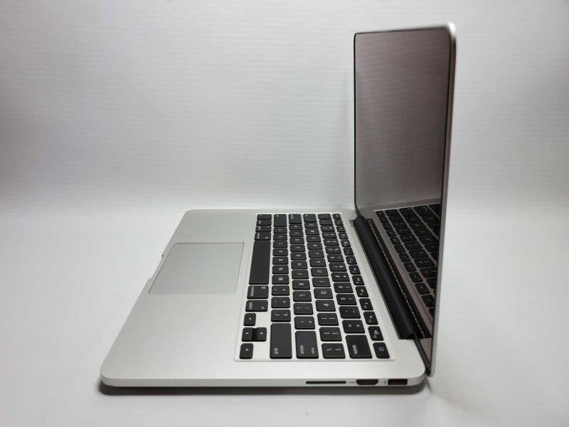 Macbook Pro 2013 Core i5-4288U @ 2.6 GHz 8GB Ram 250GB SSD (