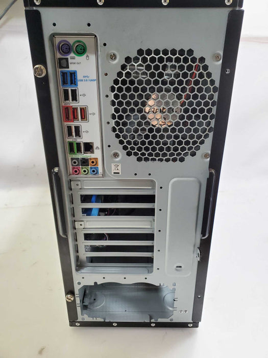 Custom PC ASUS M5A99FX PRO R2.0 Barebone No RAM No GPU No HDD No PSU  )