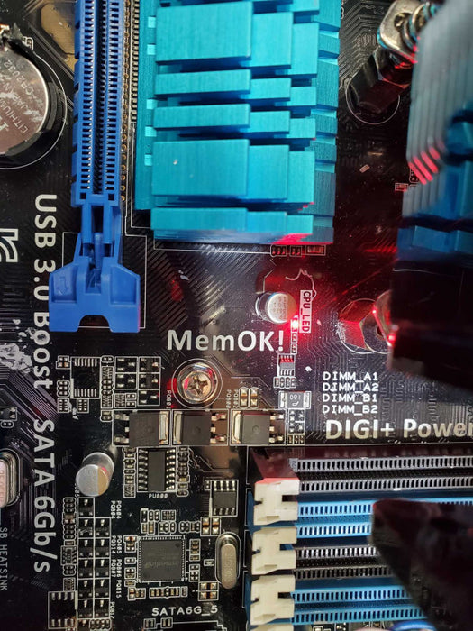 Custom PC ASUS M5A99FX PRO R2.0 Barebone No RAM No GPU No HDD No PSU  )