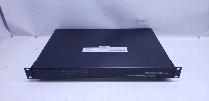 Pakedge Device & Software Inc. S24P8 24-Port Gigabit AVB 8-Port POE & SFP [