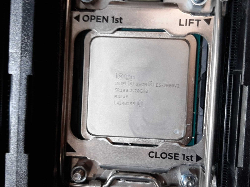 Dell PowerEdge M620 2x Xeon E5-2660v2 @ 2.2GHz Blade Server - NO RAM +