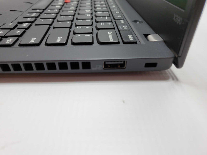Lenovo ThinkPad X390 Core i5-8265U @ 1.6 GHz 8GB Ram 250GB SSD (