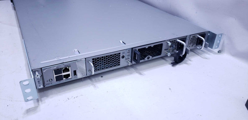 Cisco Nexus 5548P 10GBe 32-Port Fabric Extender N5K-C5548P 2x 750W PSU [