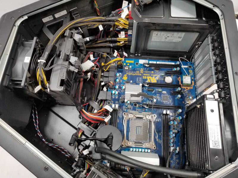 DELL ALIENWARE AREA 51 R2 D03X PC, NO CPU/GPU/RAM/HDDs, For PARTS AS-IS READ* ~