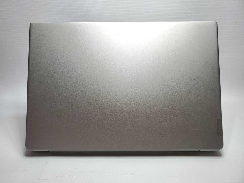 Lenovo IdeaPad 330S Core i7-8550U @ 1.8 GHz 8GB DDR4 250GB SSD (