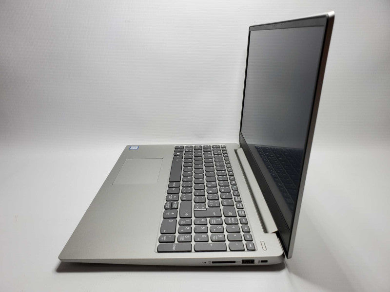Lenovo IdeaPad 330S Core i7-8550U @ 1.8 GHz 8GB DDR4 250GB SSD (