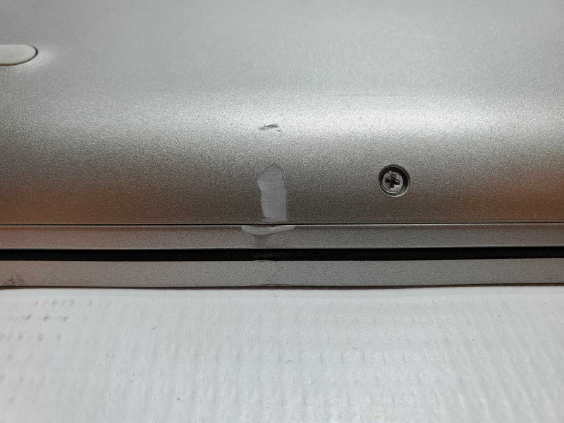 Lenovo IdeaPad 330S Core i7-8550U @ 1.8 GHz 8GB DDR4 250GB SSD (