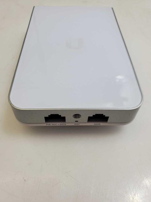 Ubiquiti UniFi In-Wall HD WiFi Access Point _ for parts or repair )