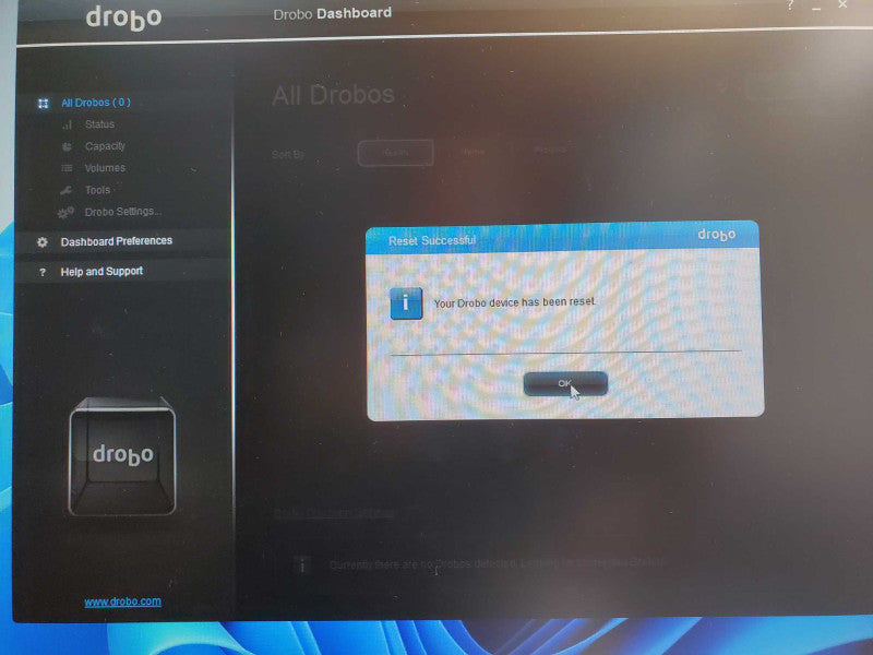 Data Robotics Drobo B800i 8-bay Storage with 5x 1TB HDDs, Factory Reset _
