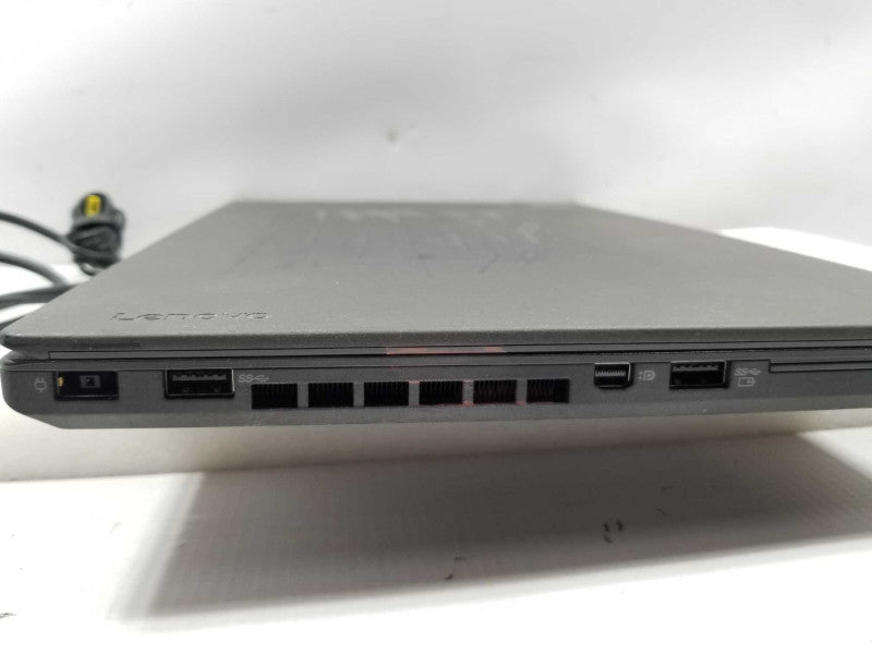 Lenovo ThinkPad T460 14\\" Laptop i5-6300U 2.4GHz/8GB DDR3, 256GB SSD, READ* ~