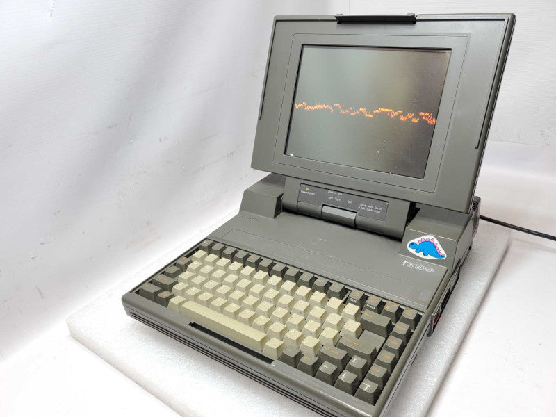 Vintage Toshiba T3100/20 Portable Computer PA7037U , AS-IS _