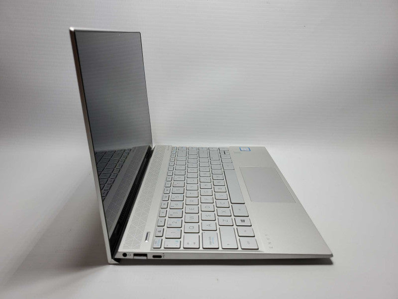 HP Envy Core i7-8565U @ 1.8 GHz 8GB DDR4 250GB SSD (