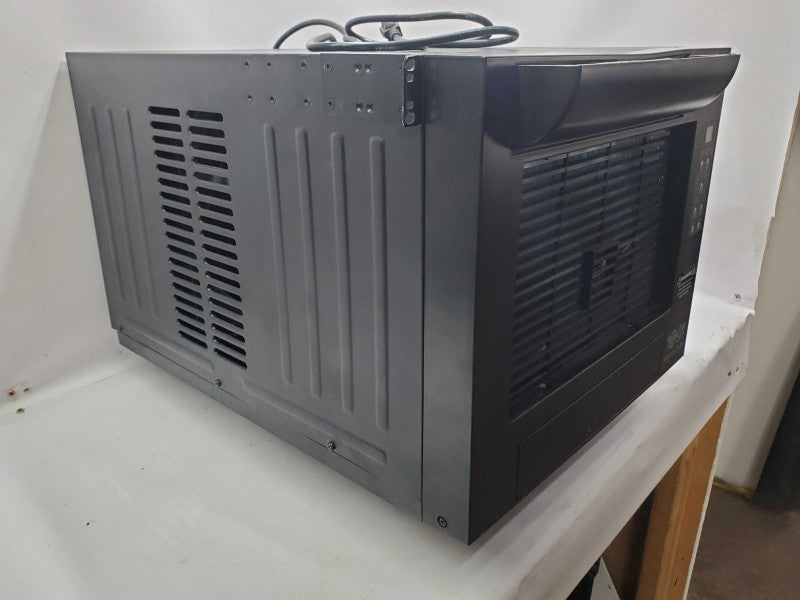 Tripp-Lite SRCOOL7KRM RackMount AirConditioner 7K BTU |