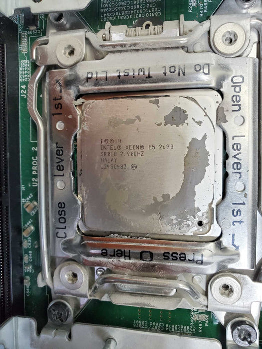 HP DL380p Gen8 Server Barebone, E5-2690 @2.9GHz, No RAM No HDD )