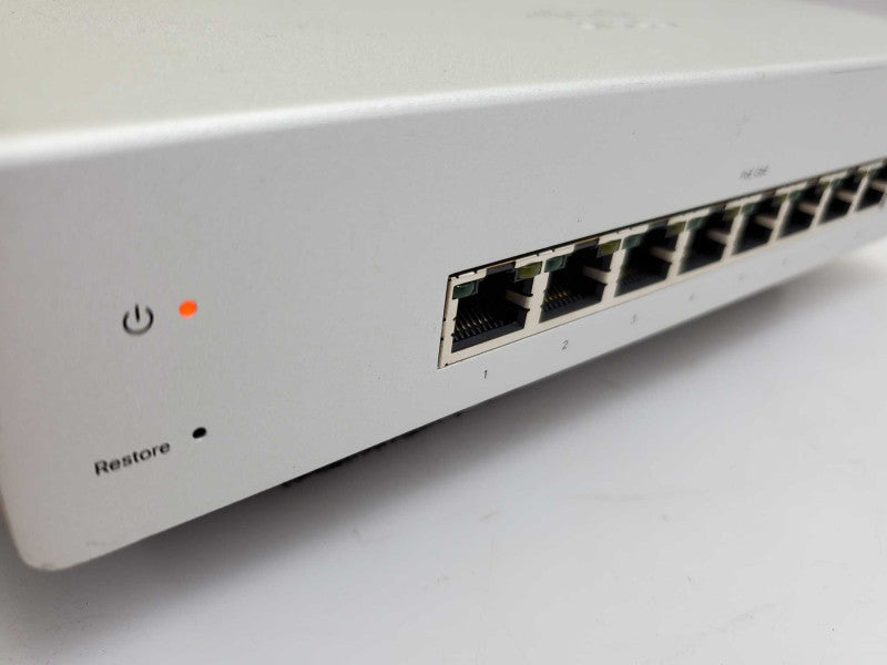 Cisco Meraki MS220-8P-HW / 8-Port PoE GbE Switch Claimed )