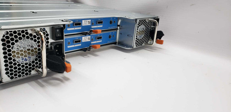 dell compellent 220 / 2x psu / 2x controllers DELL E01M Compellent SC2 6gbps #