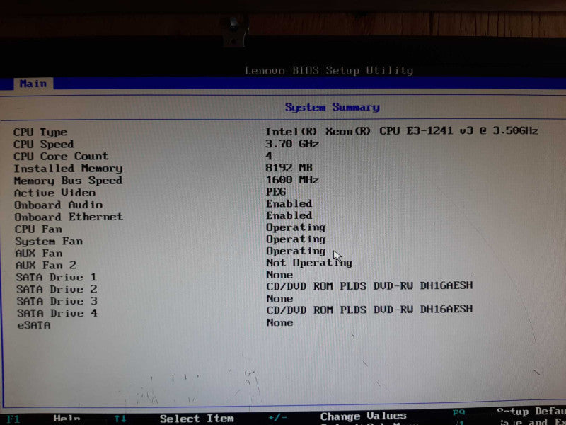 Lenovo ThinkStation P300 Xeon E3-1241v3 @ 3.50GHz 8GB RAM - NO HDD +