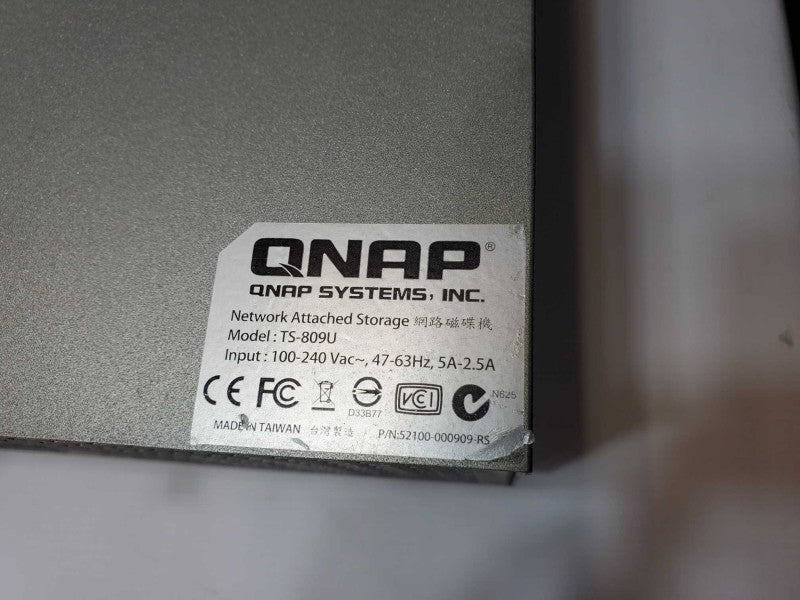 QNAP TS-809U 8-Bay network attached storage, 1x 4TB HDD, 2x PSU _