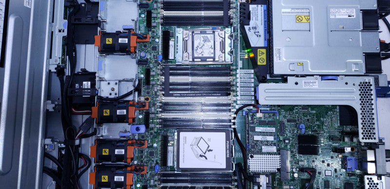 IBM System x3550 M4 7042-CR7 Xeon E5-2609v2@2.5GHz 32Gb ECC DDR3 Bord Error [