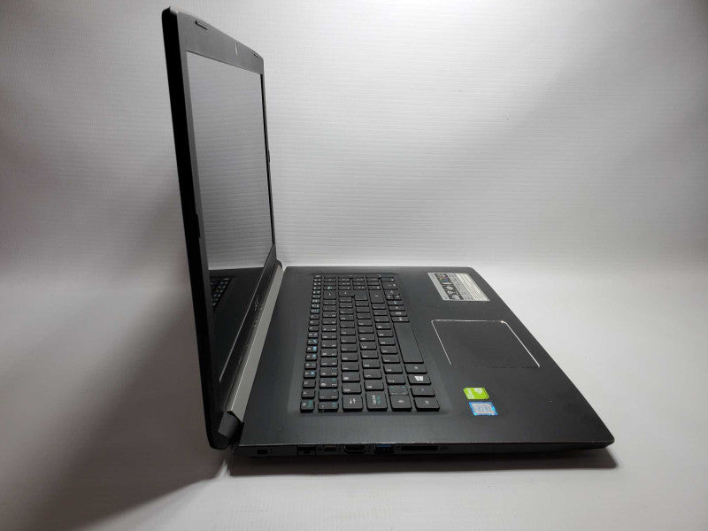 Acer Aspire 5 Core i5-8250U @ 1.6 GHz 12GB DDR4 500GB SSD Nvidia MX150 2GB (
