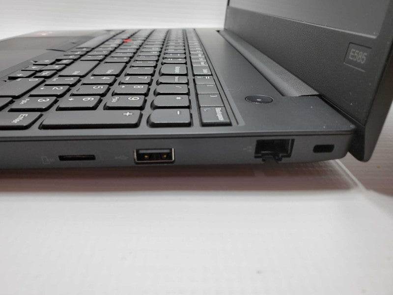 Lenovo ThinkPad E585 AMD Ryzen 5 2500U 7GB Ram 250GB SSD Radeon Vega 8  (