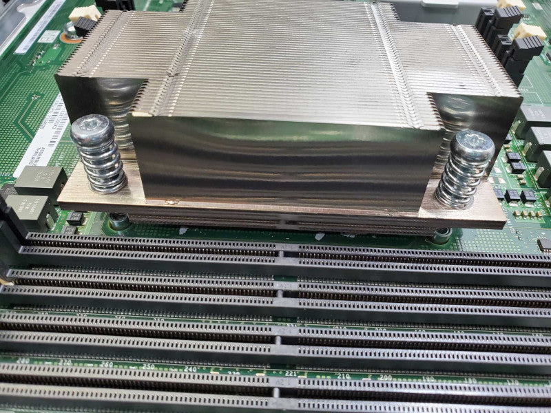 SUN ORACLE SPARC S7-2 Barebone, No RAM No HDD No PSU )
