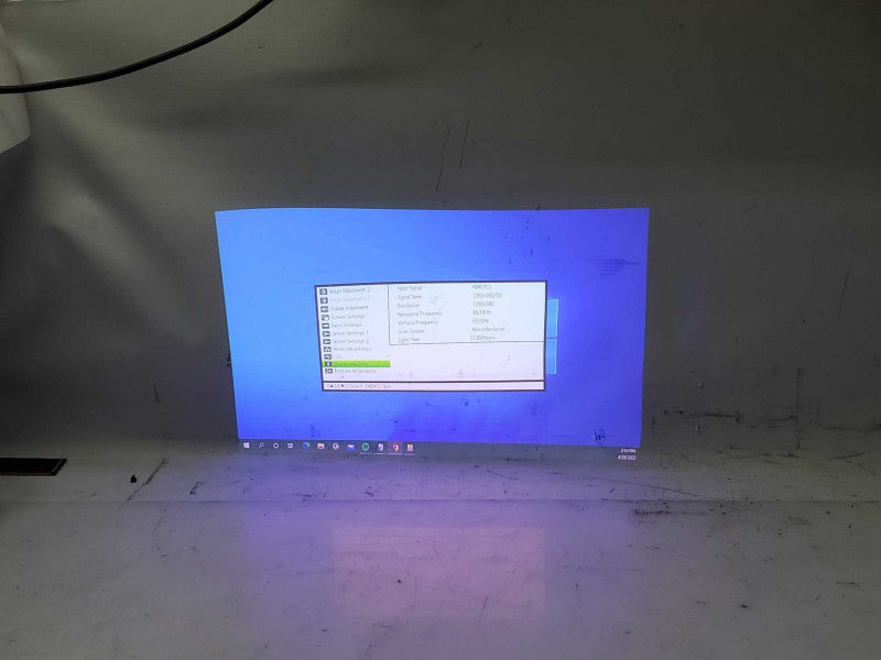 Casio XJ-M255 Projector WXGA Conference Room Projector 11306h used  )