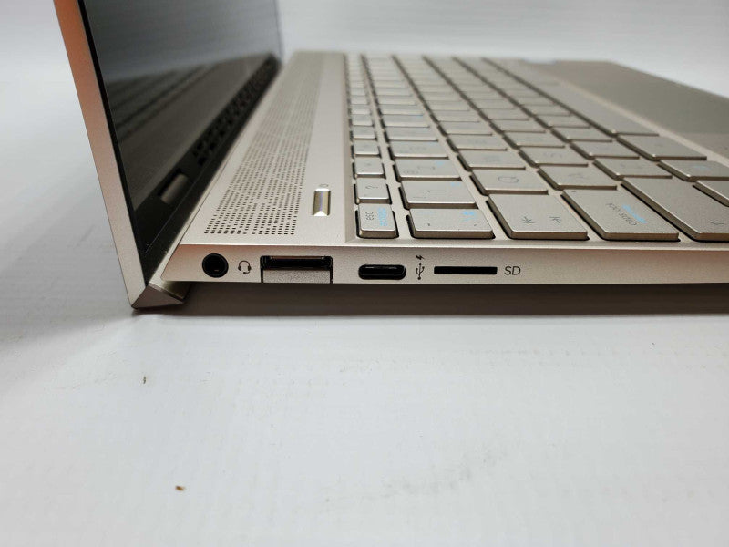 HP Envy Core i5-8250U @ 1.6 GHz 8GB Ram 250GB SSD *Touchscreen* [Read] (