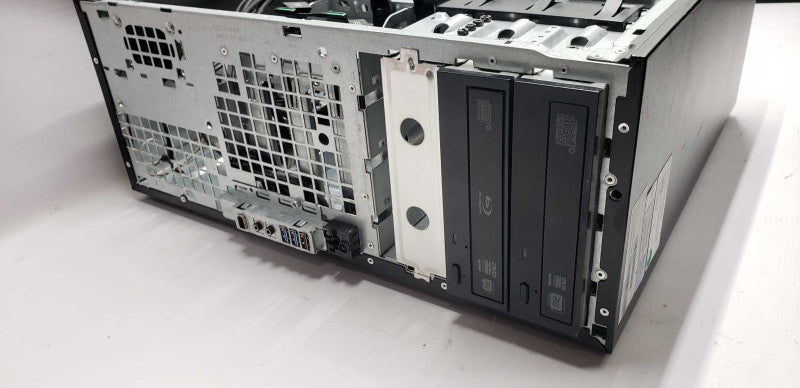 Z40 workstation Xeon E5-1620 @ 3.60ghz / 8gb ram / quadro 600 GPU #