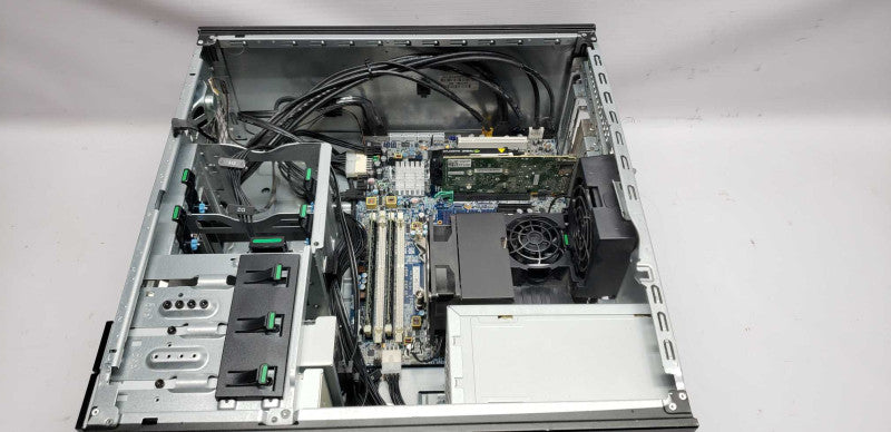 Z40 workstation Xeon E5-1620 @ 3.60ghz / 8gb ram / quadro 600 GPU #