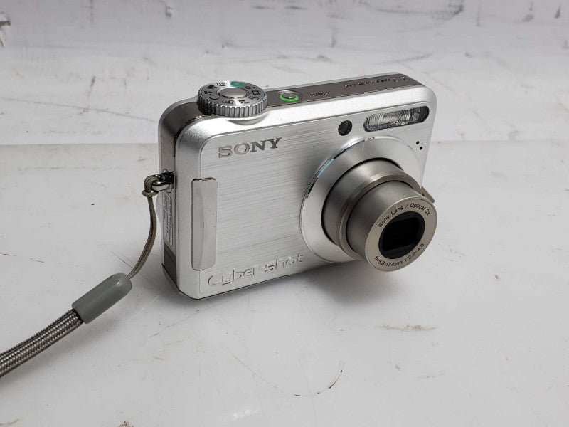 Sony Cybershot DSC-S700 7.2MP Digital Camera w/ 1GB Card & Cables _ Tested )