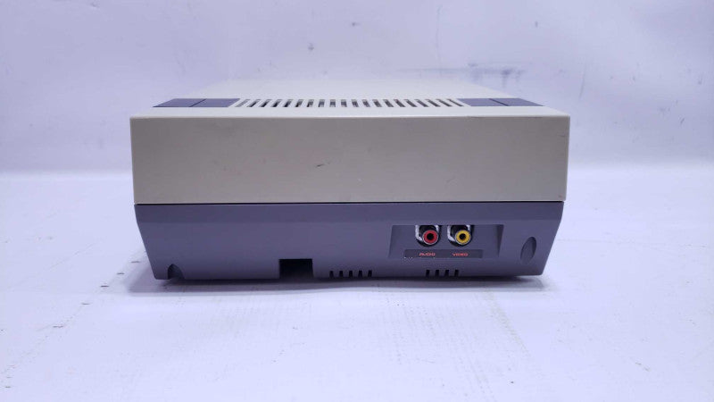 Nintendo Entertainment System NES Console [
